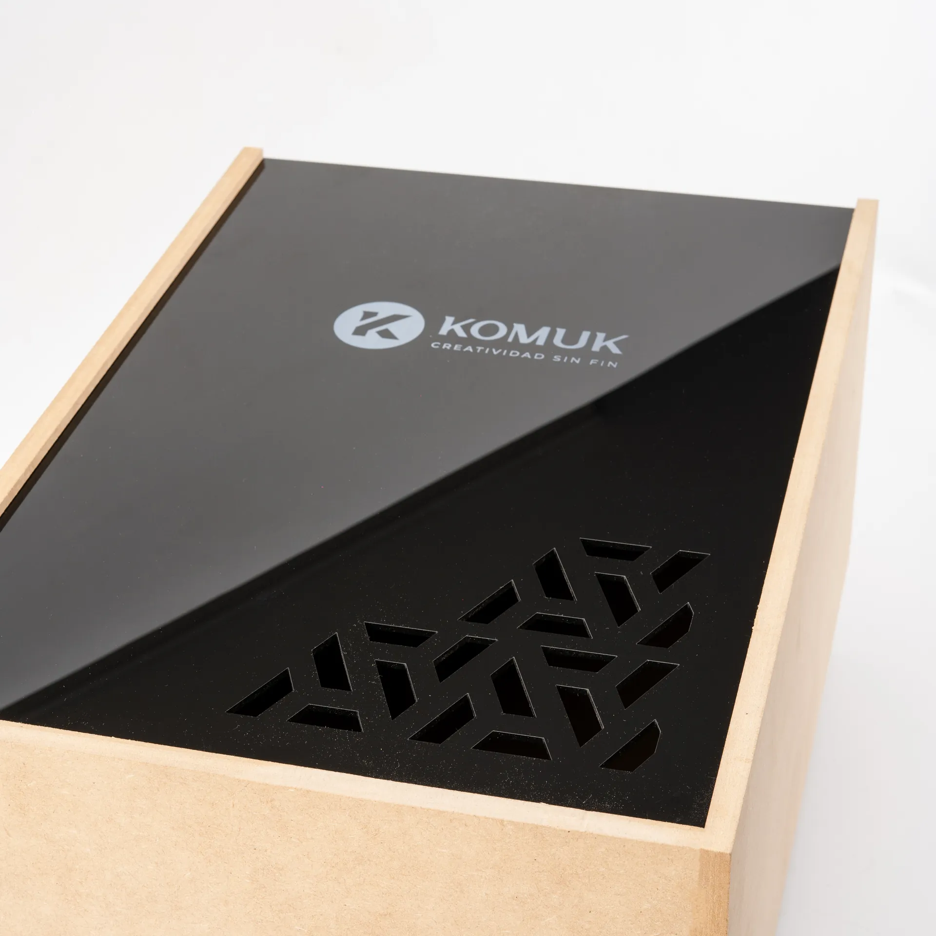 Caja de MDF para dos botellas - Tapa Acrilico Negro